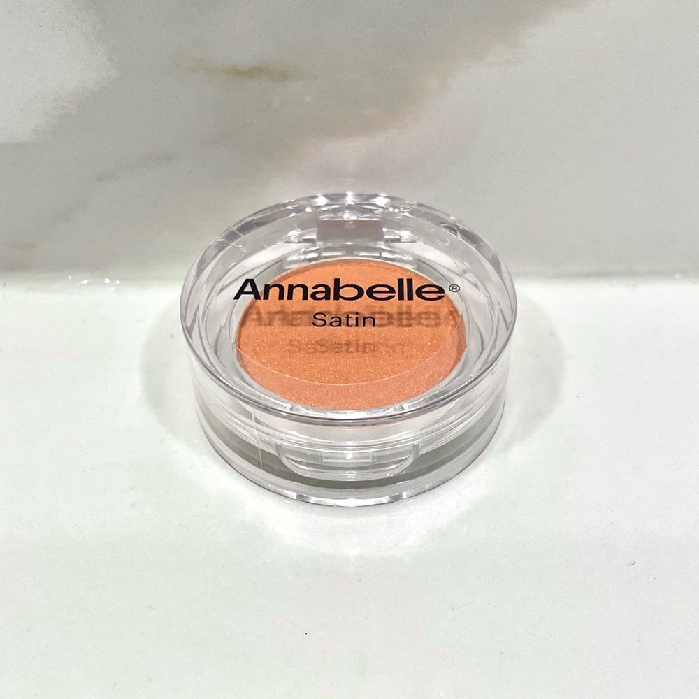 🟢10/$30 NEW Annabelle Satin Single Eyeshadow (Apricot)